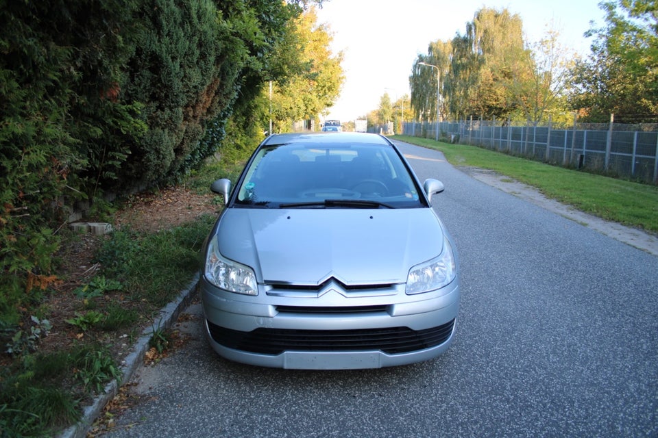 Citroën C4 1,6 Coupé 3d