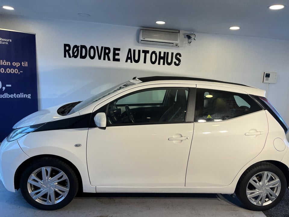 Toyota Aygo 1,0 VVT-i x-sky 5d