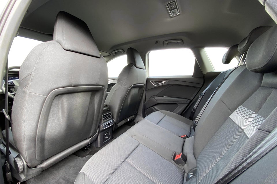 Audi Q4 e-tron 45 Progress 5d