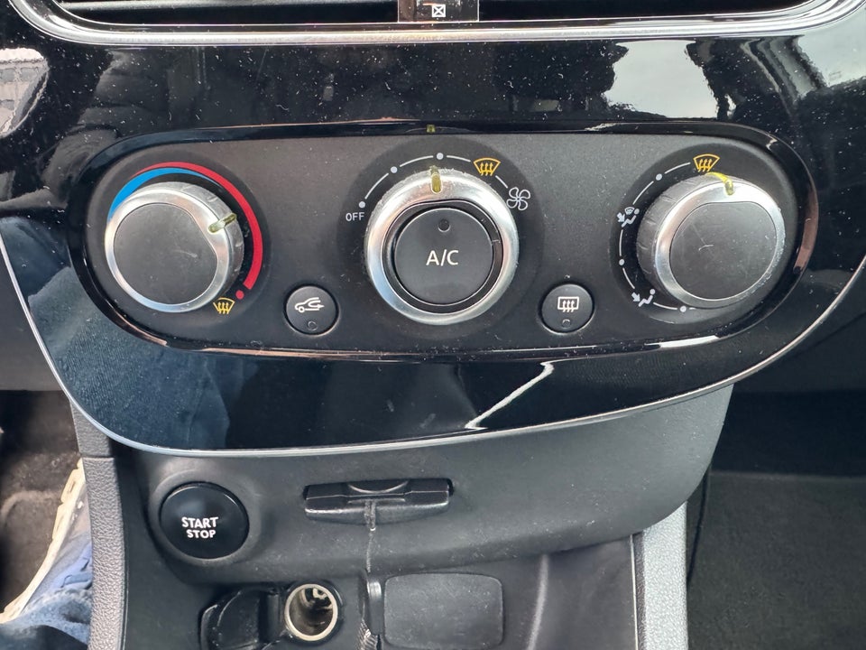 Renault Clio IV 1,5 dCi 90 Limited Sport Tourer Van 5d