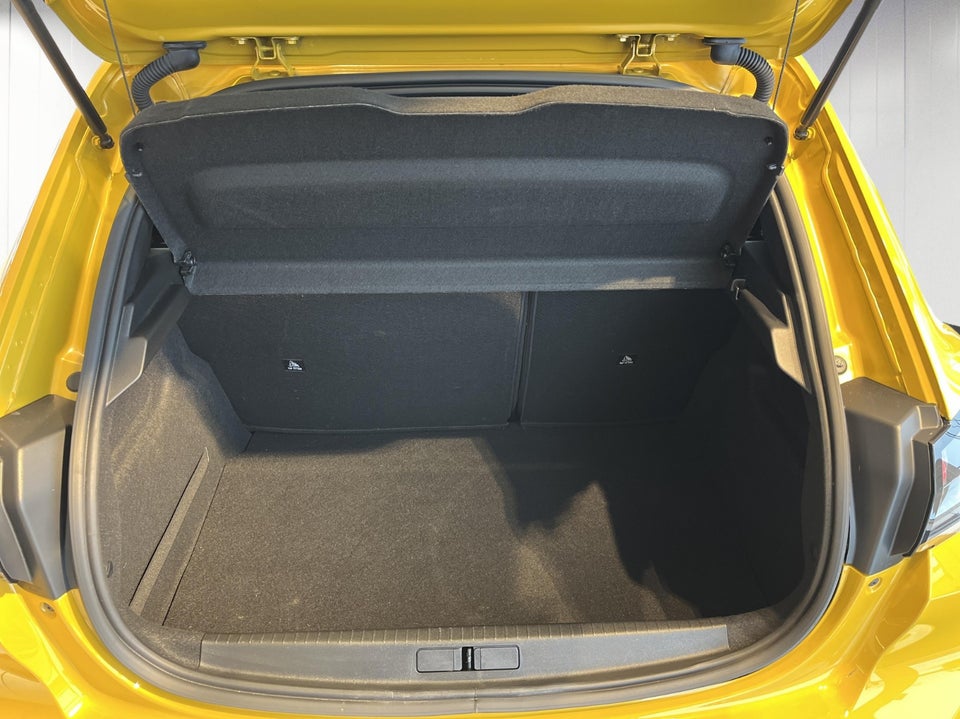 Peugeot 208 1,2 PureTech 100 Allure 5d