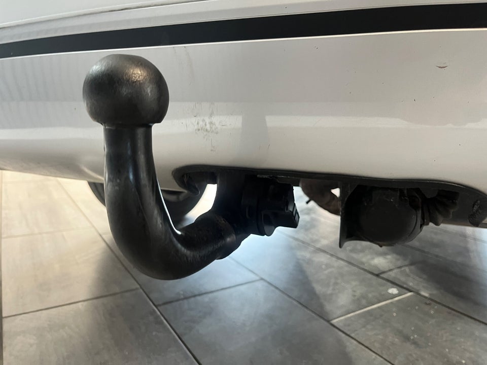 Mitsubishi Outlander 2,4 PHEV Intense CVT 4WD 5d