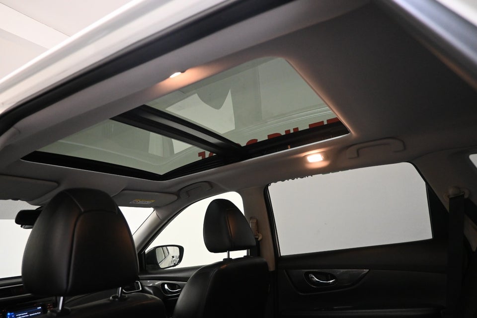 Nissan X-Trail 1,6 Dig-T 163 Tekna 5d