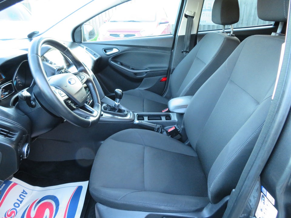 Ford Focus 1,0 SCTi 125 Business stc. 5d