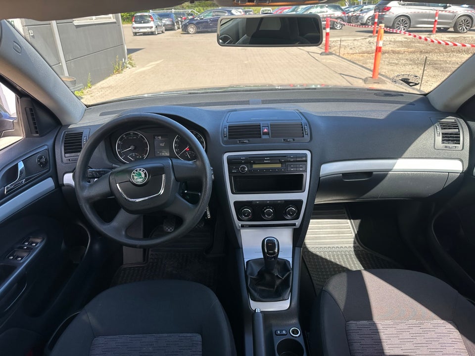 Skoda Octavia 1,2 TSi 105 Ambiente Combi 5d