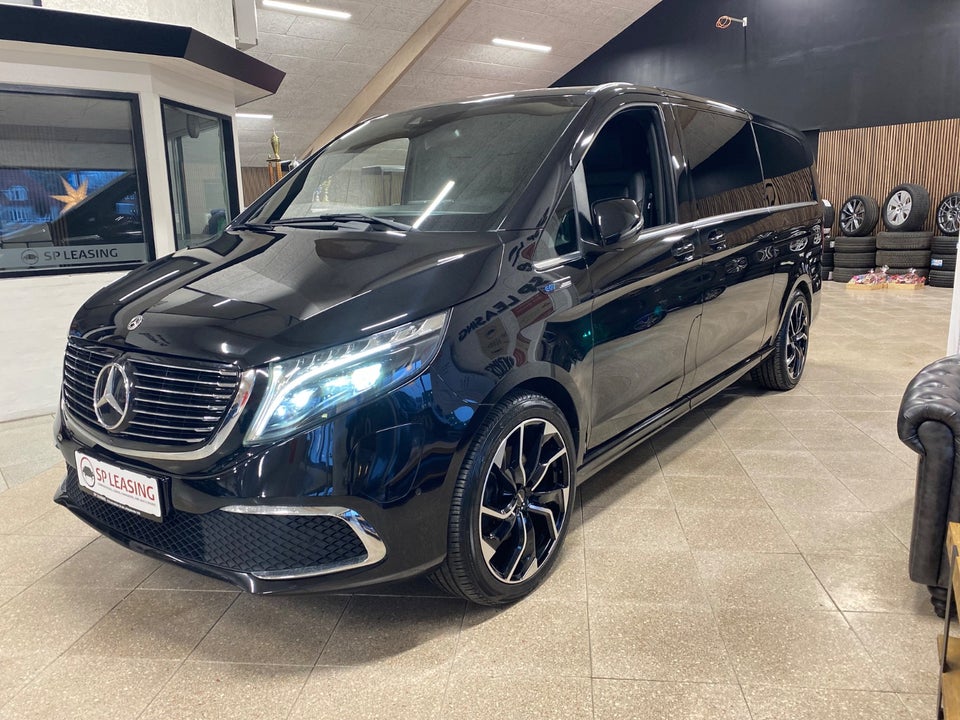 Mercedes EQV300 Avantgarde XL Van