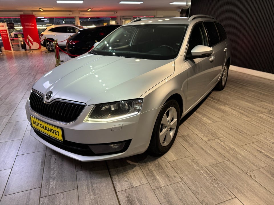 Skoda Octavia 2,0 TDi 150 Style Combi Van 5d