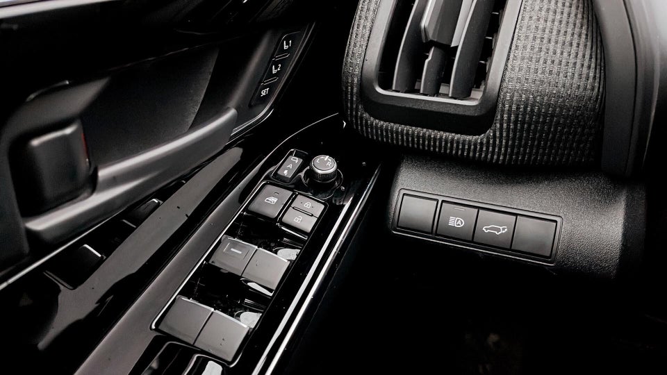 Toyota bZ4X Executive 5d