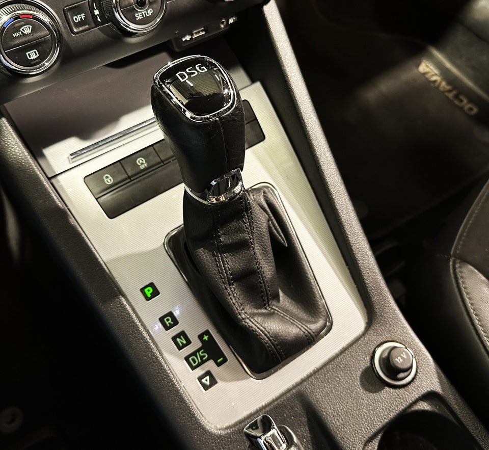 Skoda Octavia 1,8 TSi 180 Elegance DSG 5d