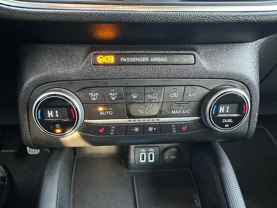 Ford Focus 1,5 EcoBlue Titanium Van 5d