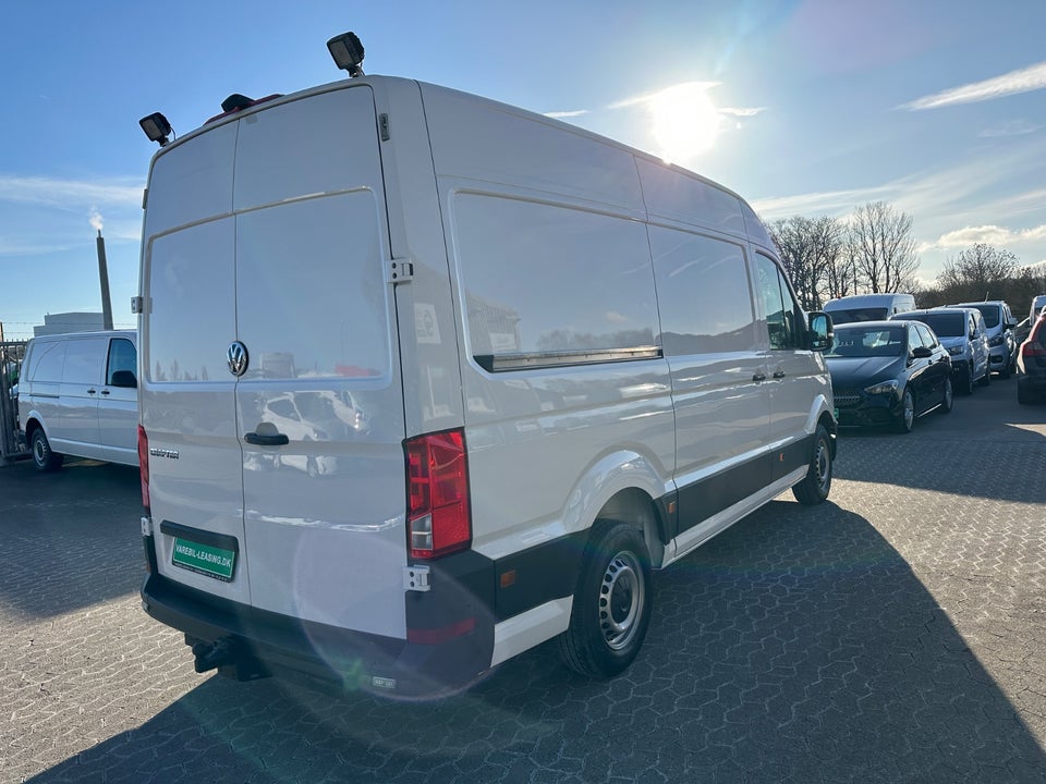VW Crafter 35 2,0 TDi 177 Kassevogn L3H2 aut.