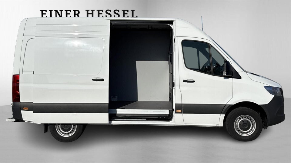 Mercedes Sprinter 317 2,0 CDi A2 Kassevogn PRO aut. RWD