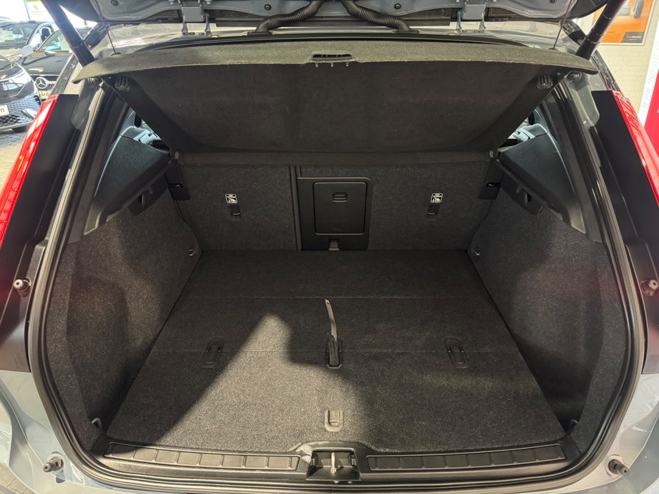 Volvo XC40 P6 ReCharge Start 5d