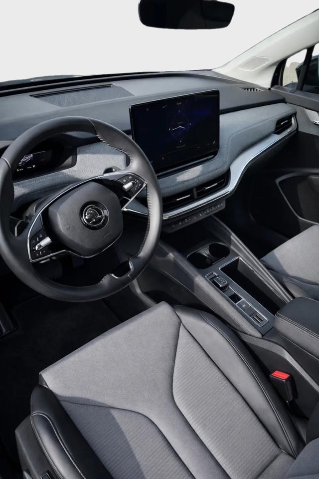 Skoda Enyaq 60 iV Loft 5d