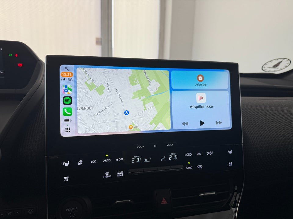 Toyota bZ4X Executive 5d