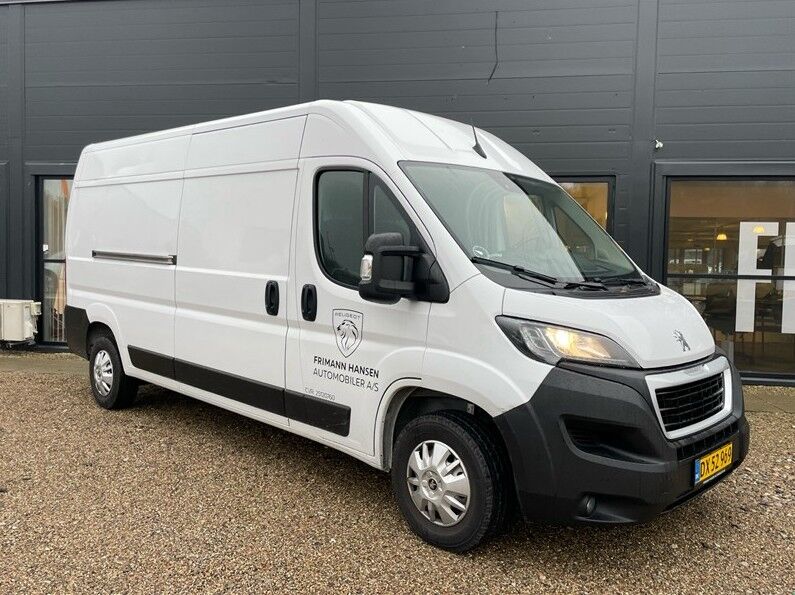Peugeot Boxer 335 2,2 BlueHDi 140 L3H2 Premium