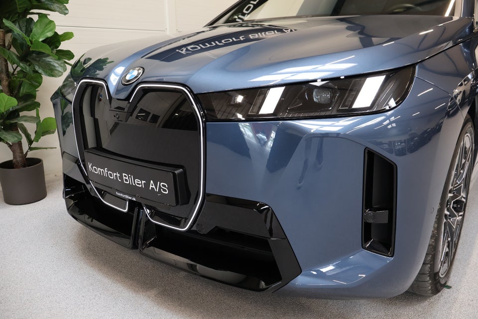 BMW iX xDrive45 M-Sport Pro 5d