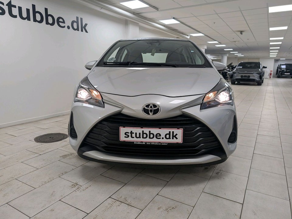 Toyota Yaris 1,0 VVT-i T2 5d