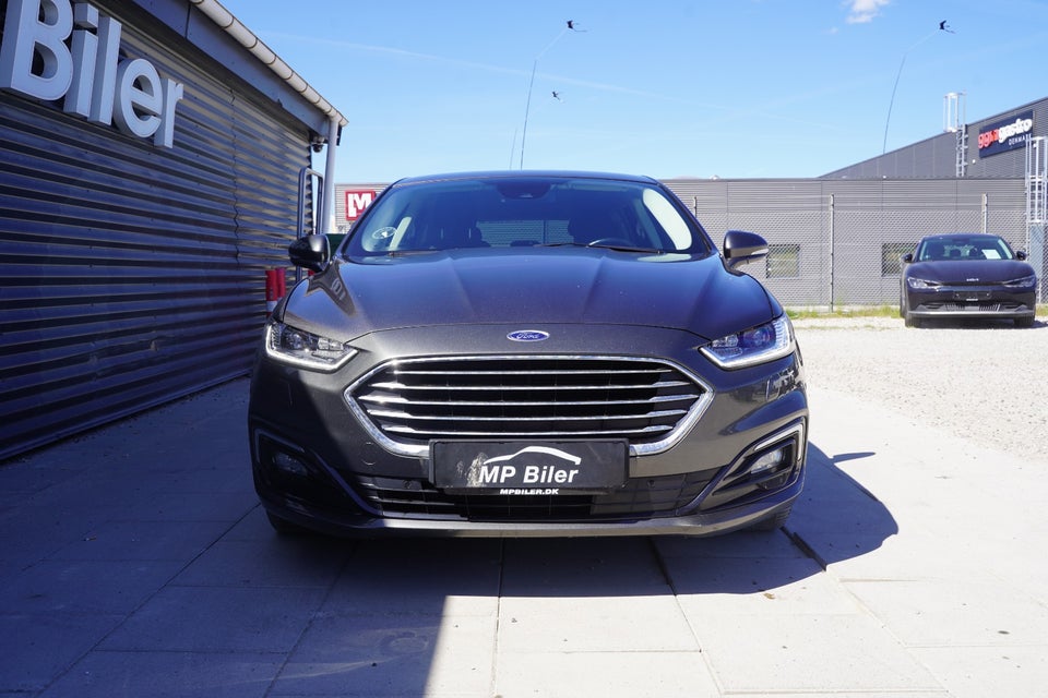 Ford Mondeo 2,0 HEV Titanium stc. CVT 5d