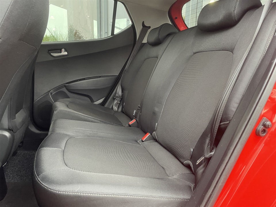 Hyundai i10 1,0 Trend Deluxe+ 5d