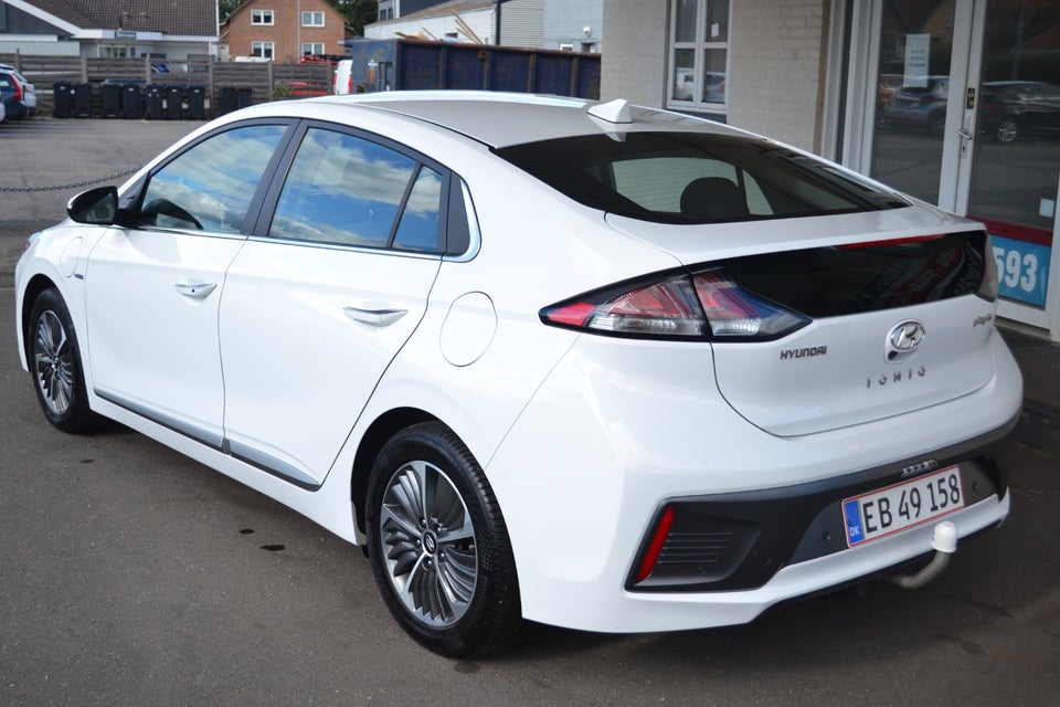 Hyundai Ioniq 1,6 PHEV Premium+ DCT 5d
