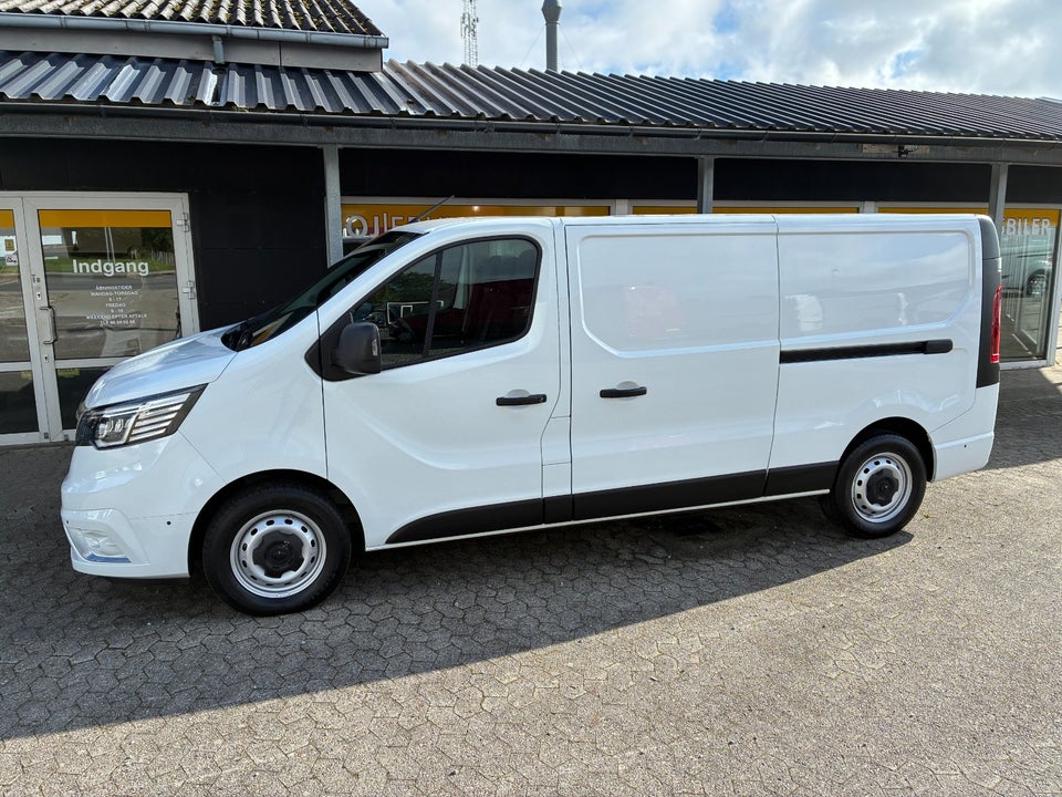 Renault Trafic 2,0 dCi 130 L2H1