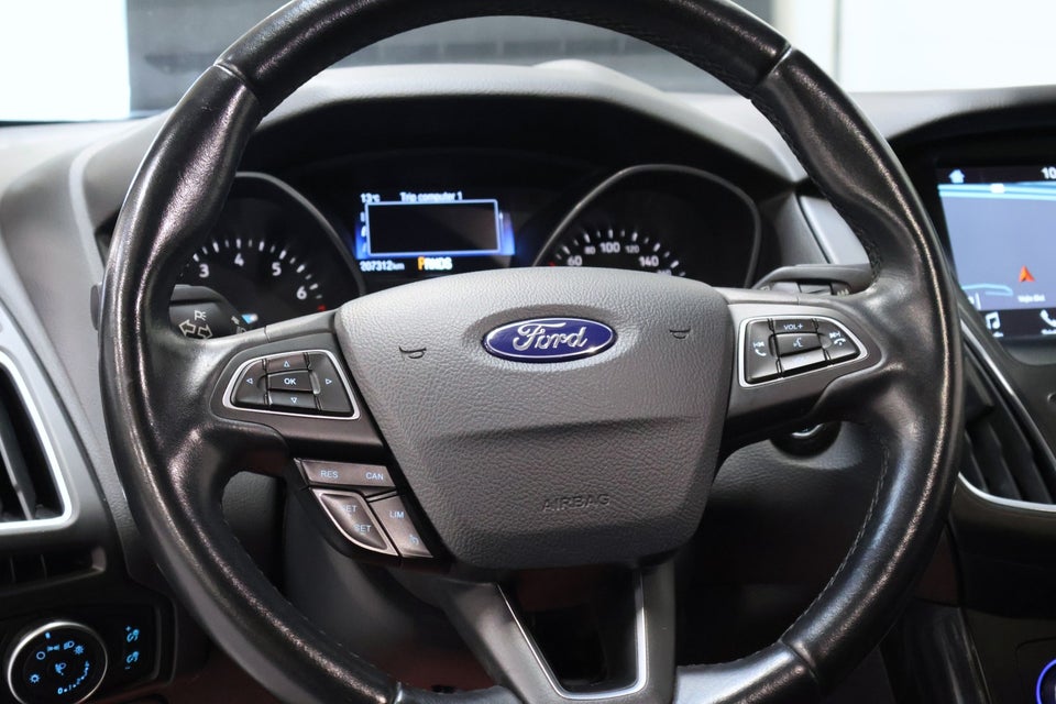 Ford Focus 1,0 EcoBoost Titanium stc. aut. 5d