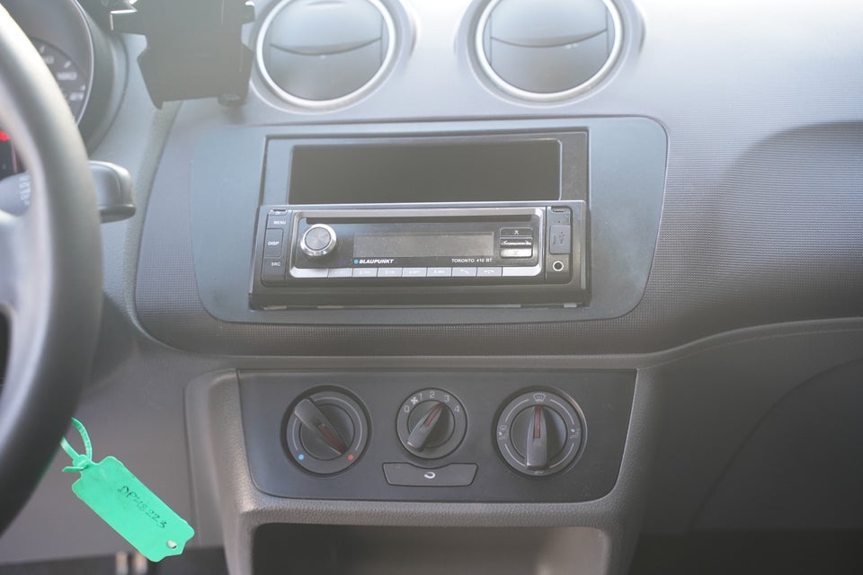 Seat Ibiza 1,2 12V Reference SC 3d