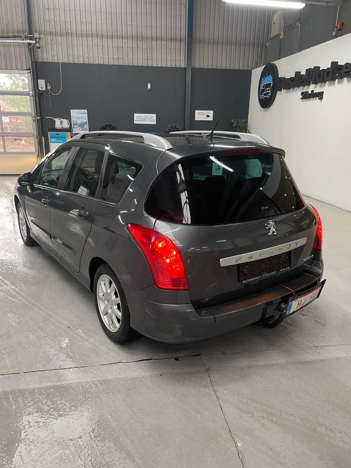 Peugeot 308 2,0 HDi 136 Premium SW 7prs 5d