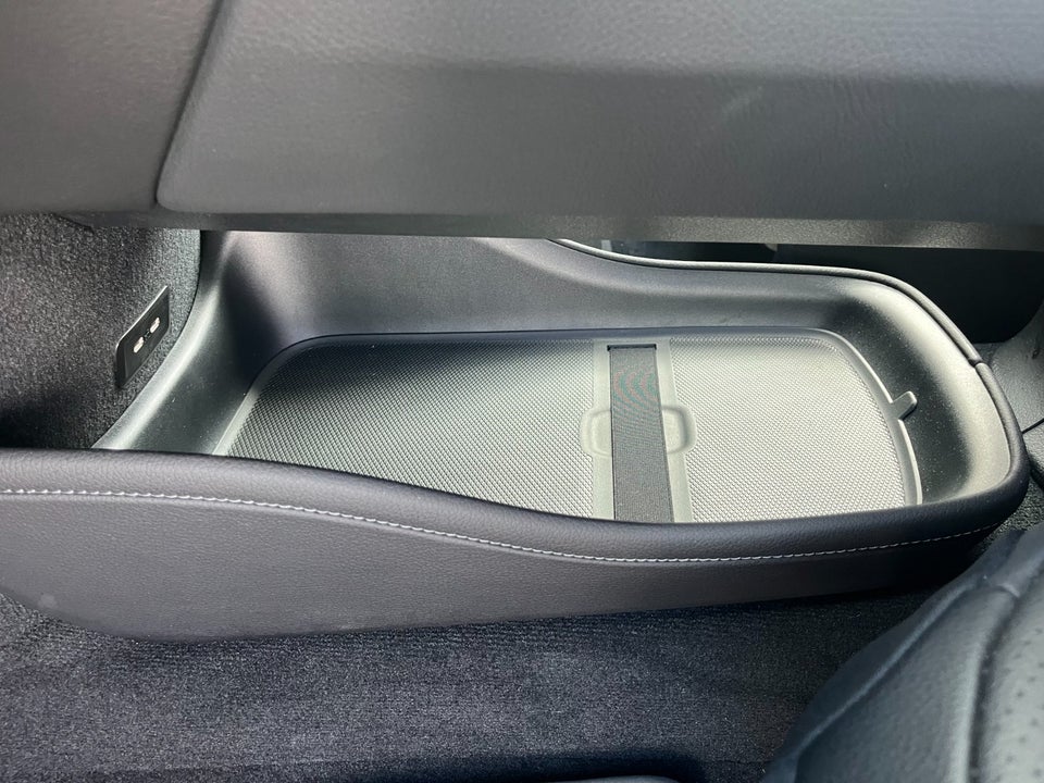 Mercedes EQE300 AMG Line 4d