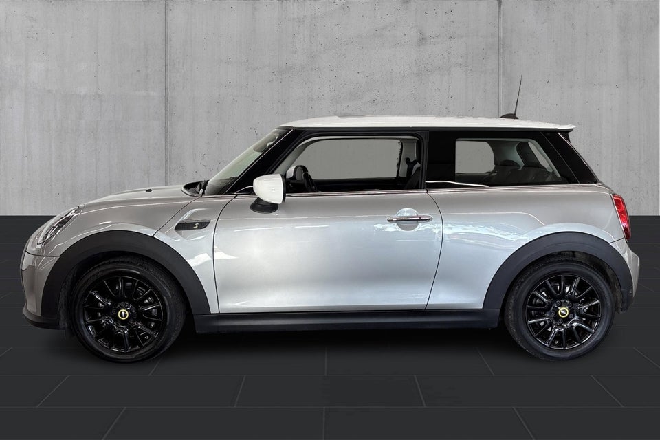 MINI Cooper SE Classic Trim 3d