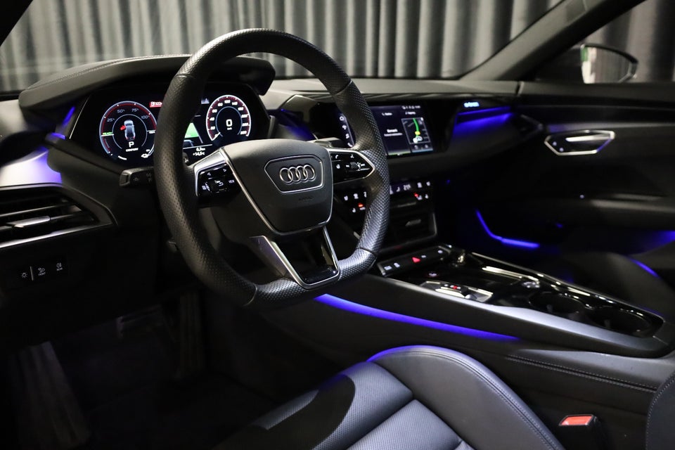 Audi e-tron GT quattro 4d