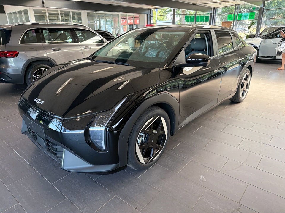 Kia EV4 81 Long Range Upgrade Fastback 4d
