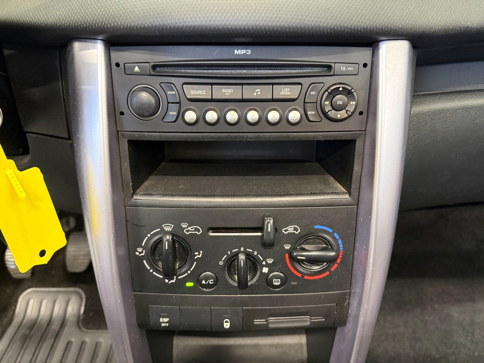 Peugeot 207 1,6 CC 2d