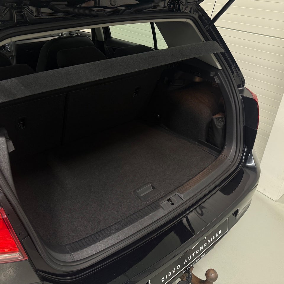VW Golf VII 1,6 TDi 110 BlueMotion 5d