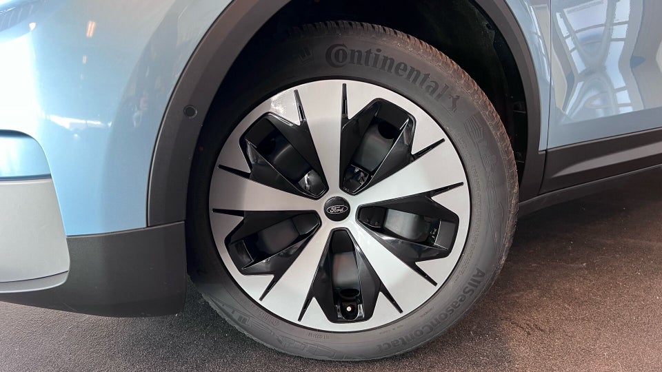 Ford Explorer 52 Select Standard Range 5d