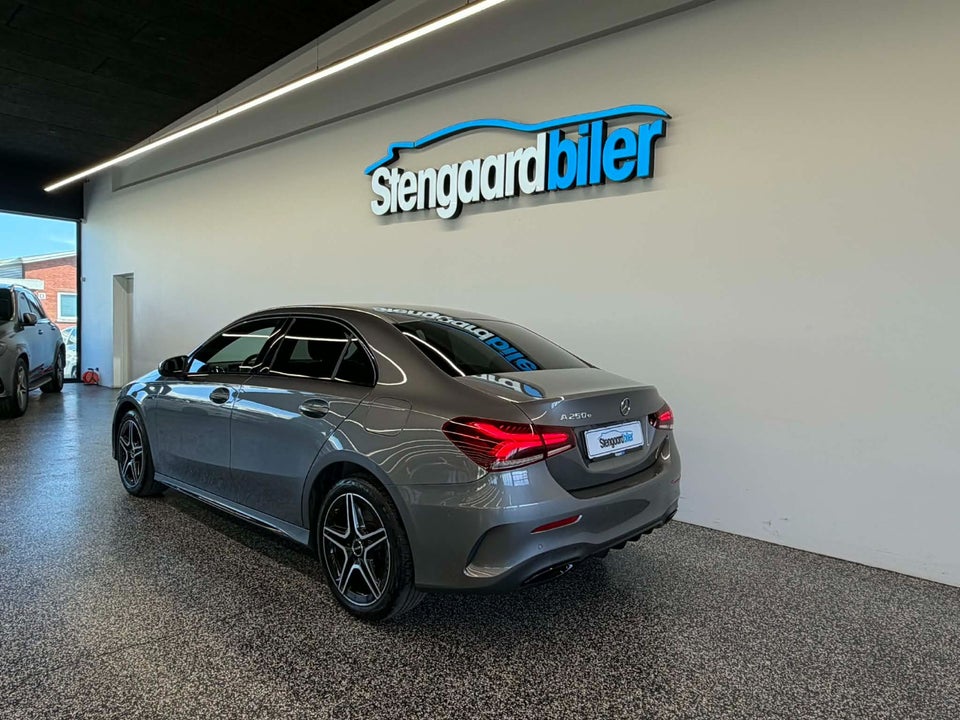 Mercedes A250 e 1,3 AMG Line Night Edition aut. 4d