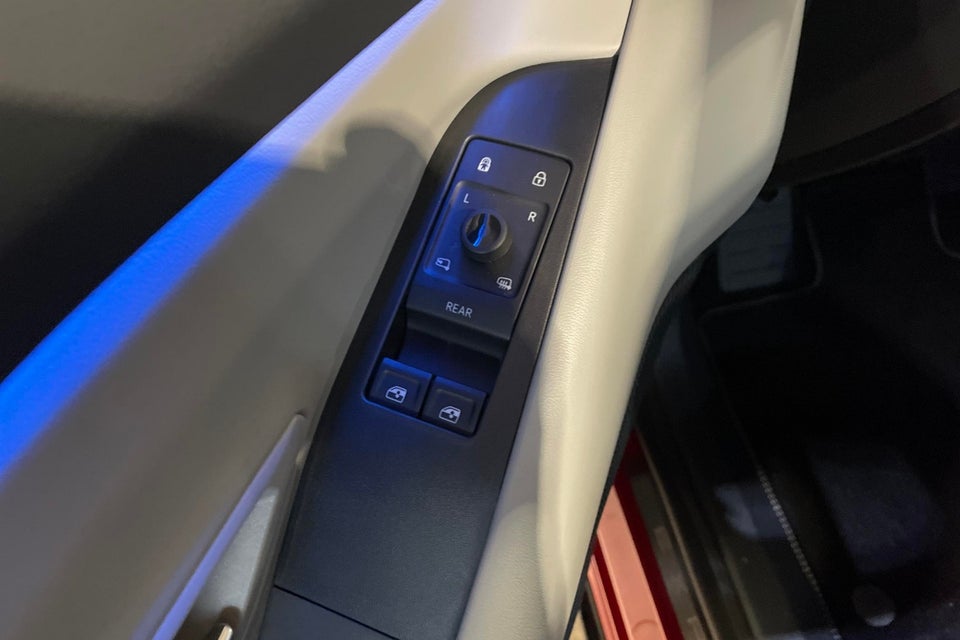 Ford Explorer 82 Premium Extended Range 5d