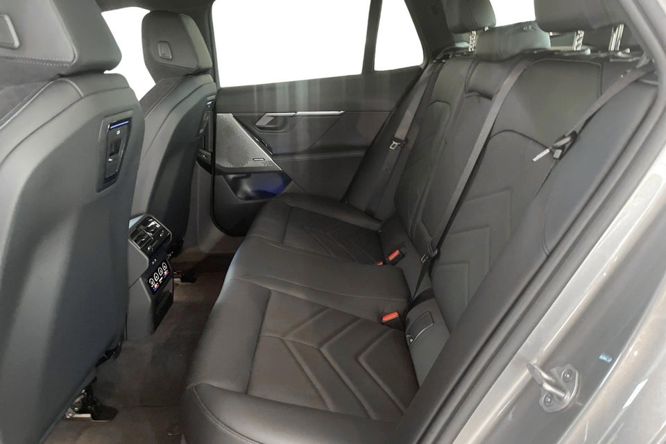 BMW i5 eDrive40 Touring Fully Charged 5d