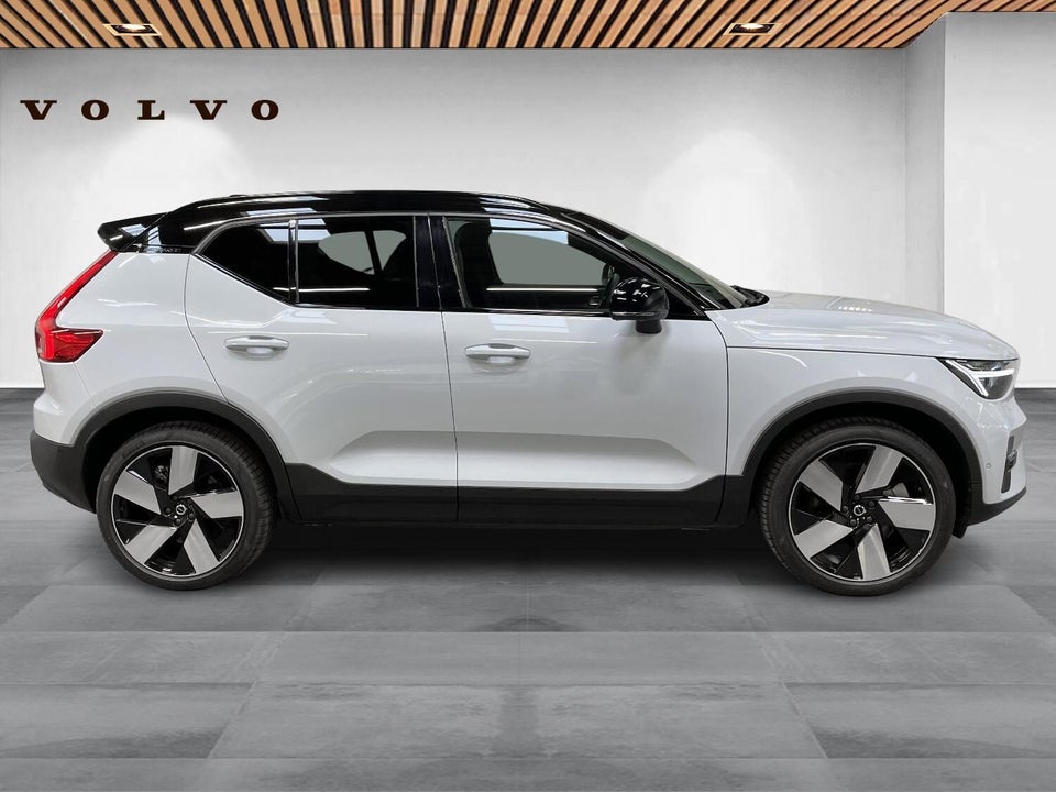 Volvo XC40 ReCharge Extended Range Ultimate 5d