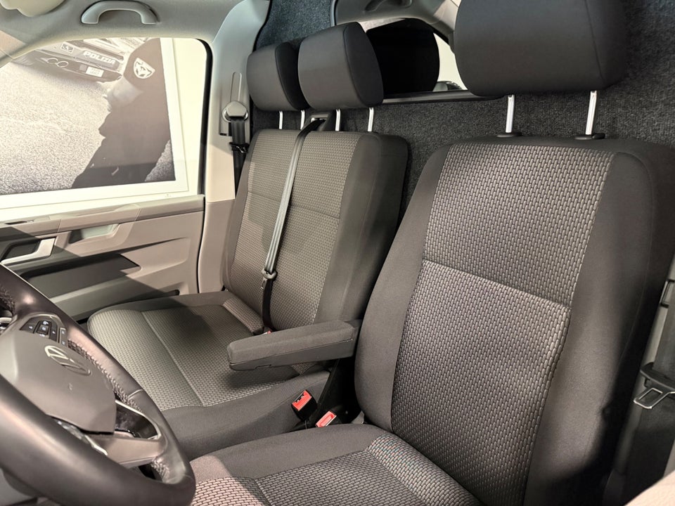 VW Transporter 2,0 TDi 150 Kassevogn DSG lang