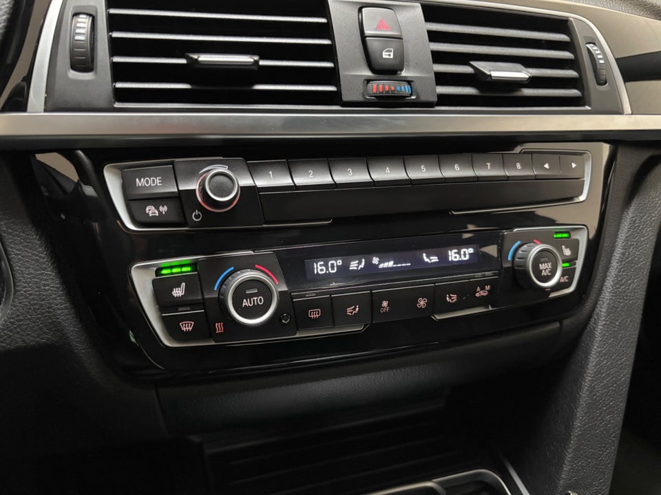 BMW 320d 2,0 Sport Line aut. 4d