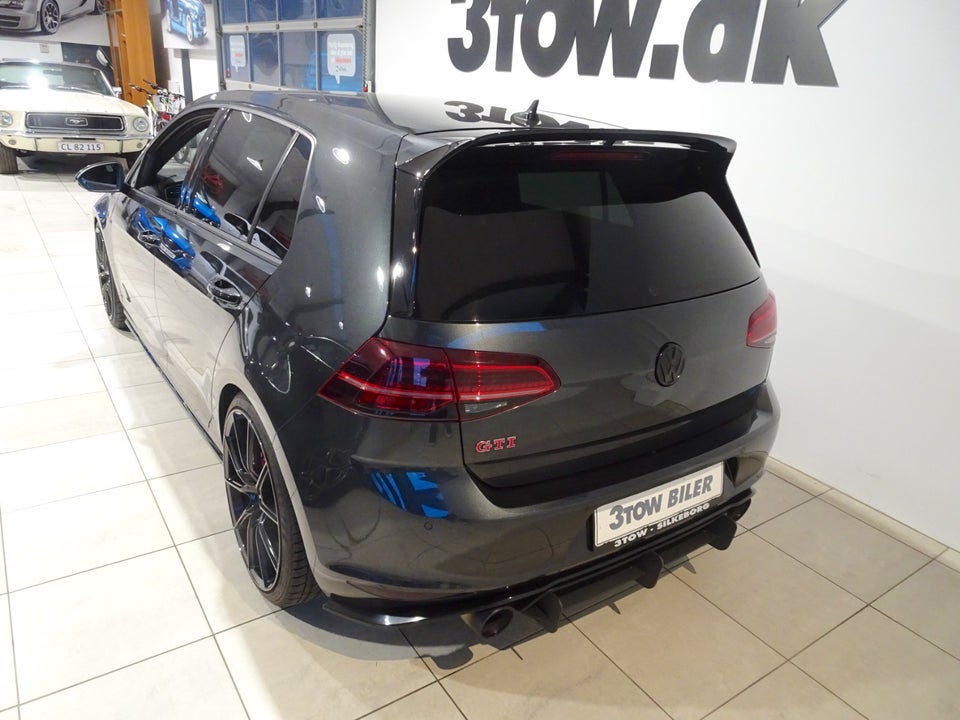 VW Golf VII 2,0 GTi Clubsport DSG Van 5d