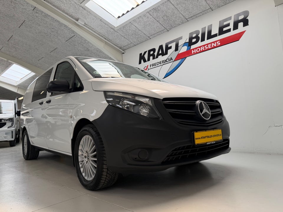 Mercedes eVito 129 Tourer PRO L Van