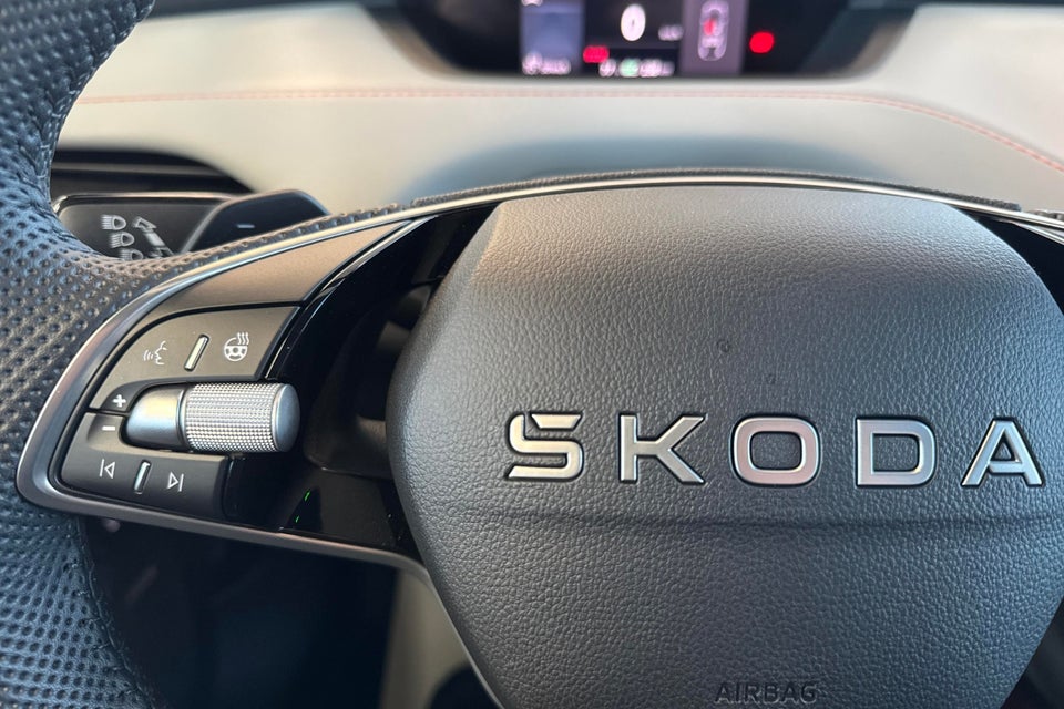 Skoda Elroq 85 iV First Edition 5d