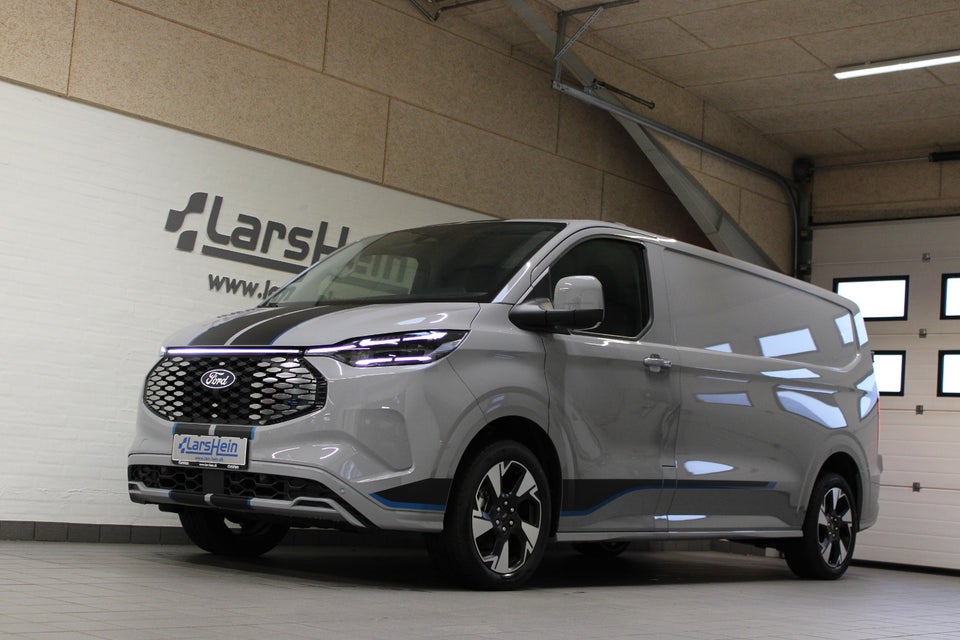 Ford E-Transit Custom 340L 64 Sport