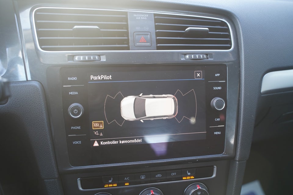 VW Golf VII 1,0 TSi 85 Trendline 5d