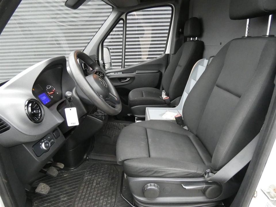 Mercedes Sprinter 316 2,2 CDi A2 Kassevogn RWD