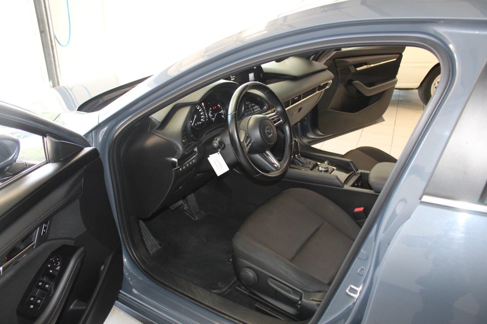 Mazda 3 2,0 SkyActiv-G 122 Sky Tech aut. 5d