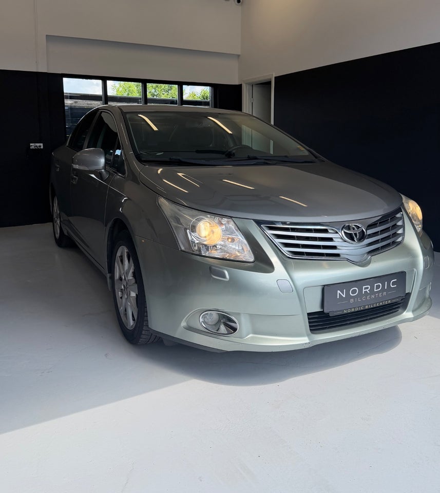 Toyota Avensis 1,8 VVT-i T2 E-CVT 4d
